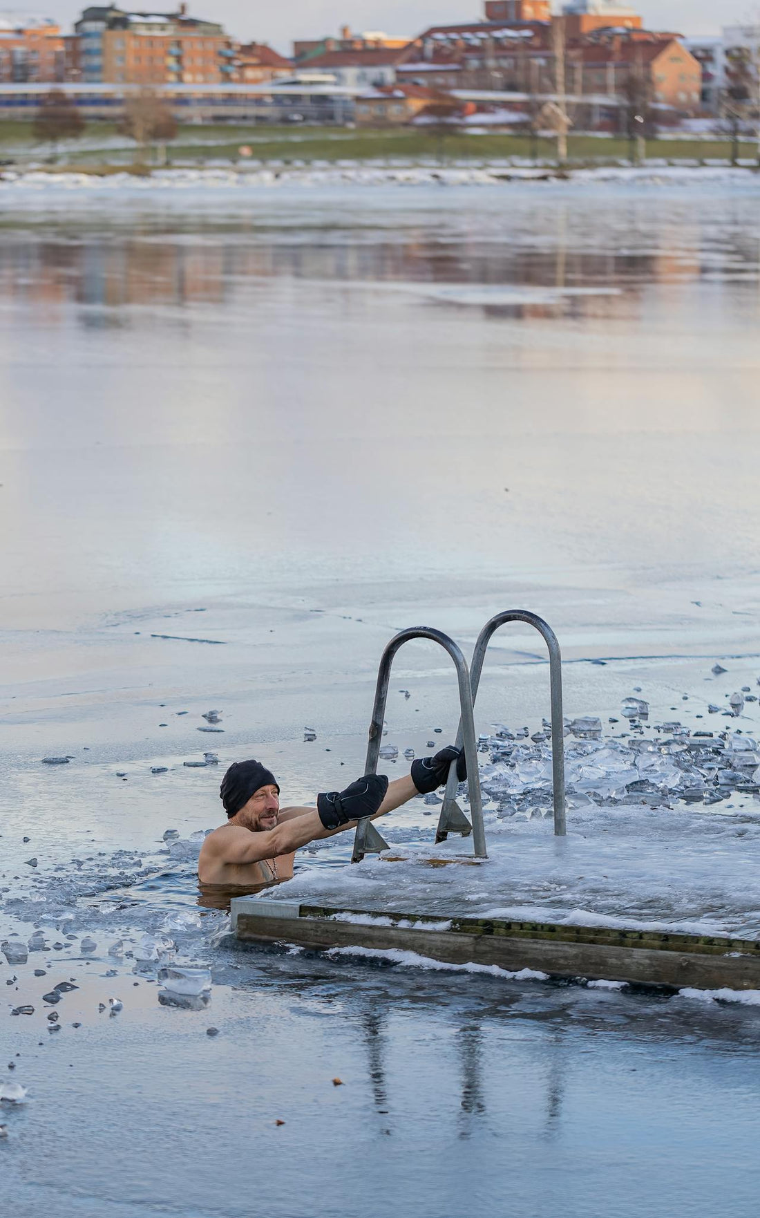 How to Start Cold Plunging